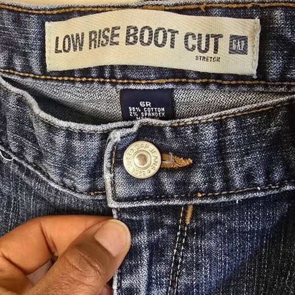 Vintage GAP Jeans Women’s Size 6 Blue Low Rise Bootcut Flare Stretch Denim Y2K - Picture 3 of 14